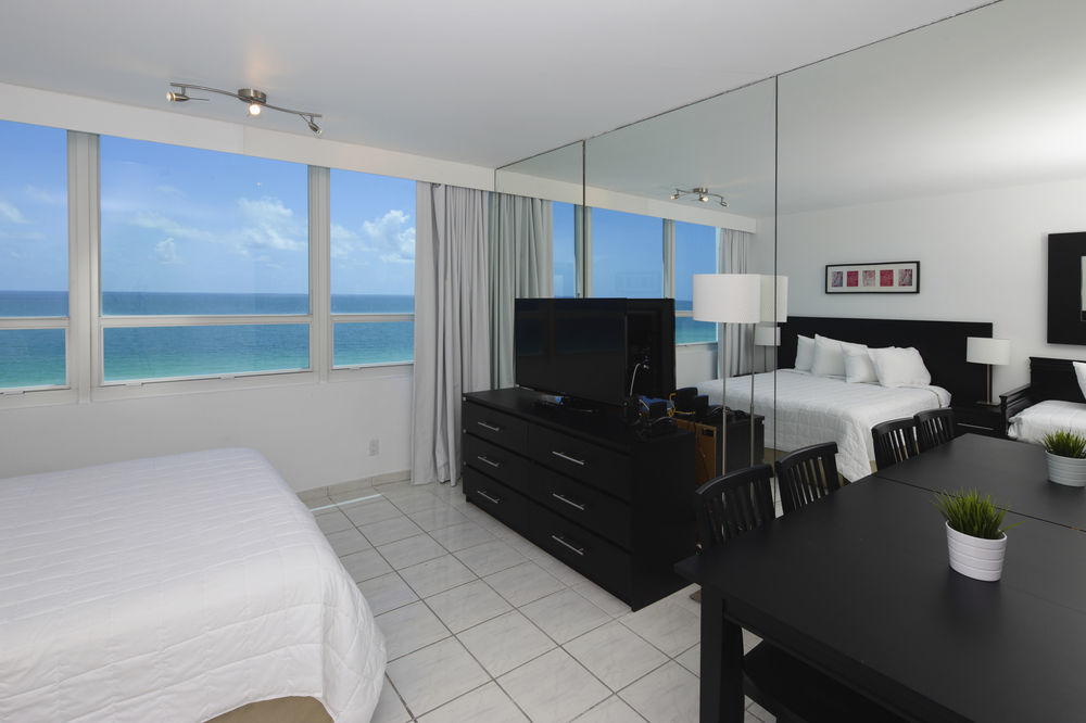 Castle Beach By New Point Miami Hotel Miami Beach Esterno foto